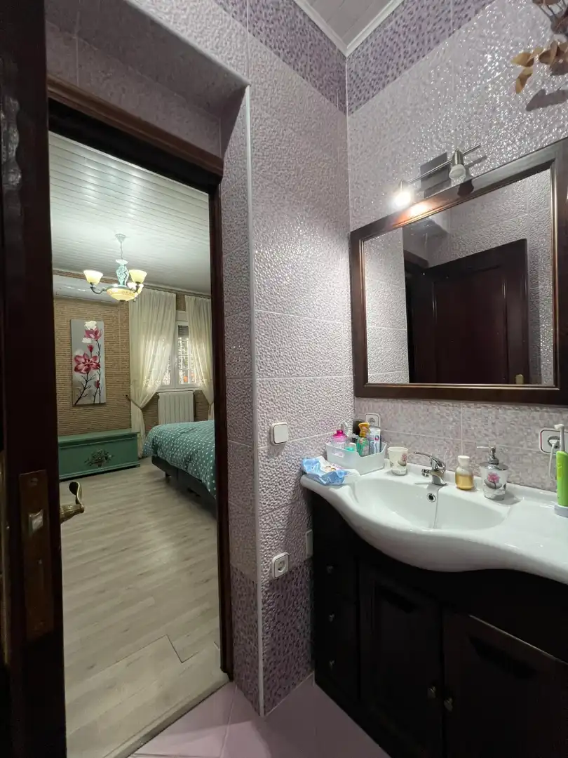 Dormitori de Casa adosada en venda en Palomares del Río amb Aire condicionat, Calefacció i Jardí privat
