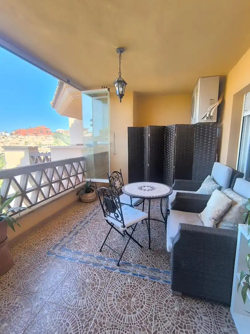 Apartament amb piscina en venda a Calahonda, imagen 2