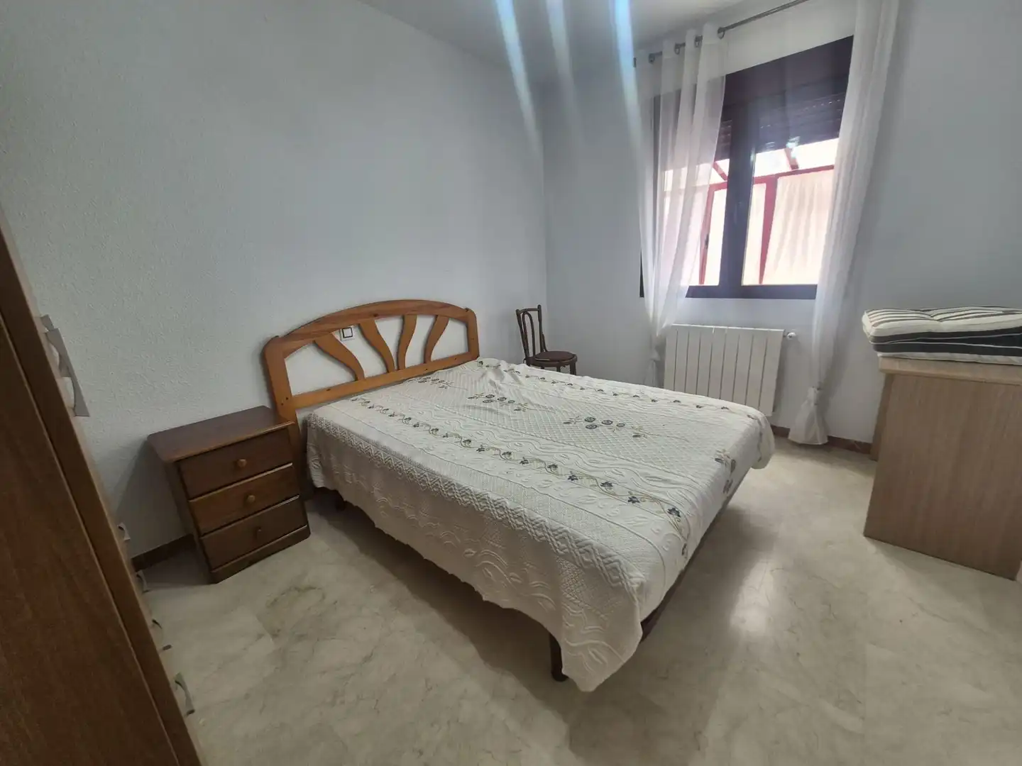 Habitación de Casa o chalet de alquiler en Ávila con Calefacción y Amueblado