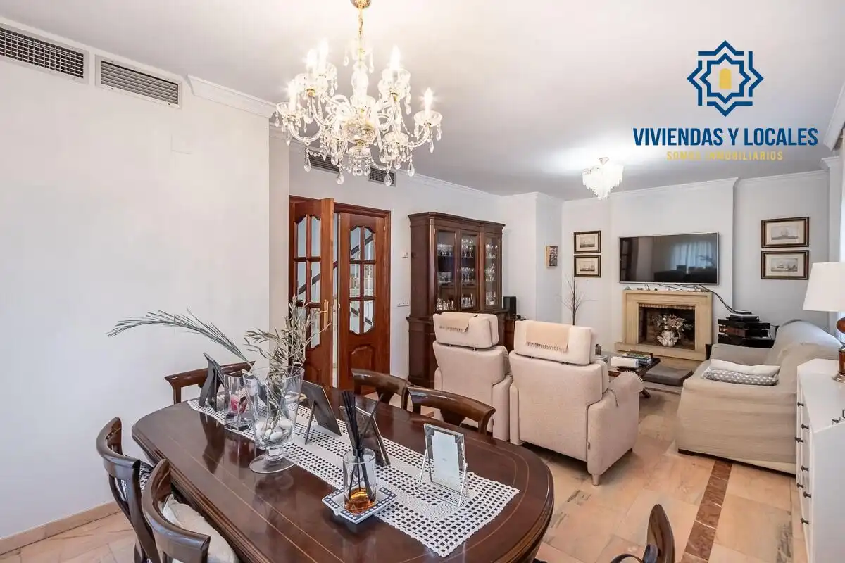 Casa amb terrassa en venda a Peligros, imagen 6