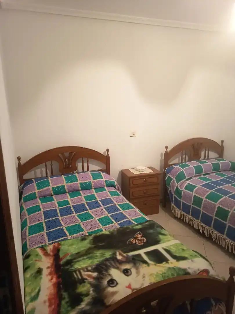 Dormitori de Casa adosada en venda en Montederramo amb Traster, Moblat i Rentadora