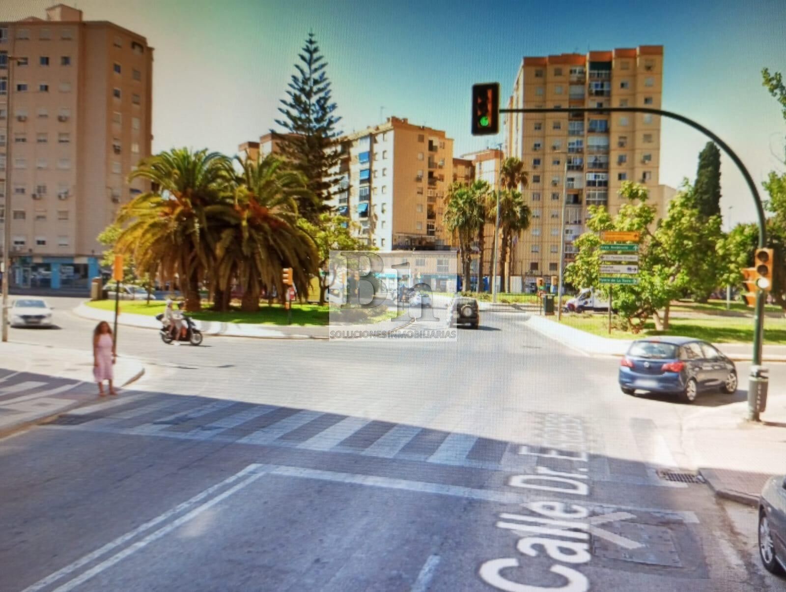 Flat for sale in Calle doctor escassi, Los Castillejos - La Trinidad