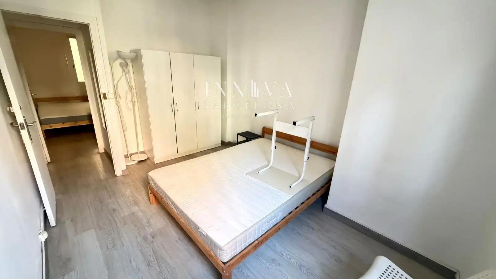 Bedroom of Flat for sale in Ciutat Vella
