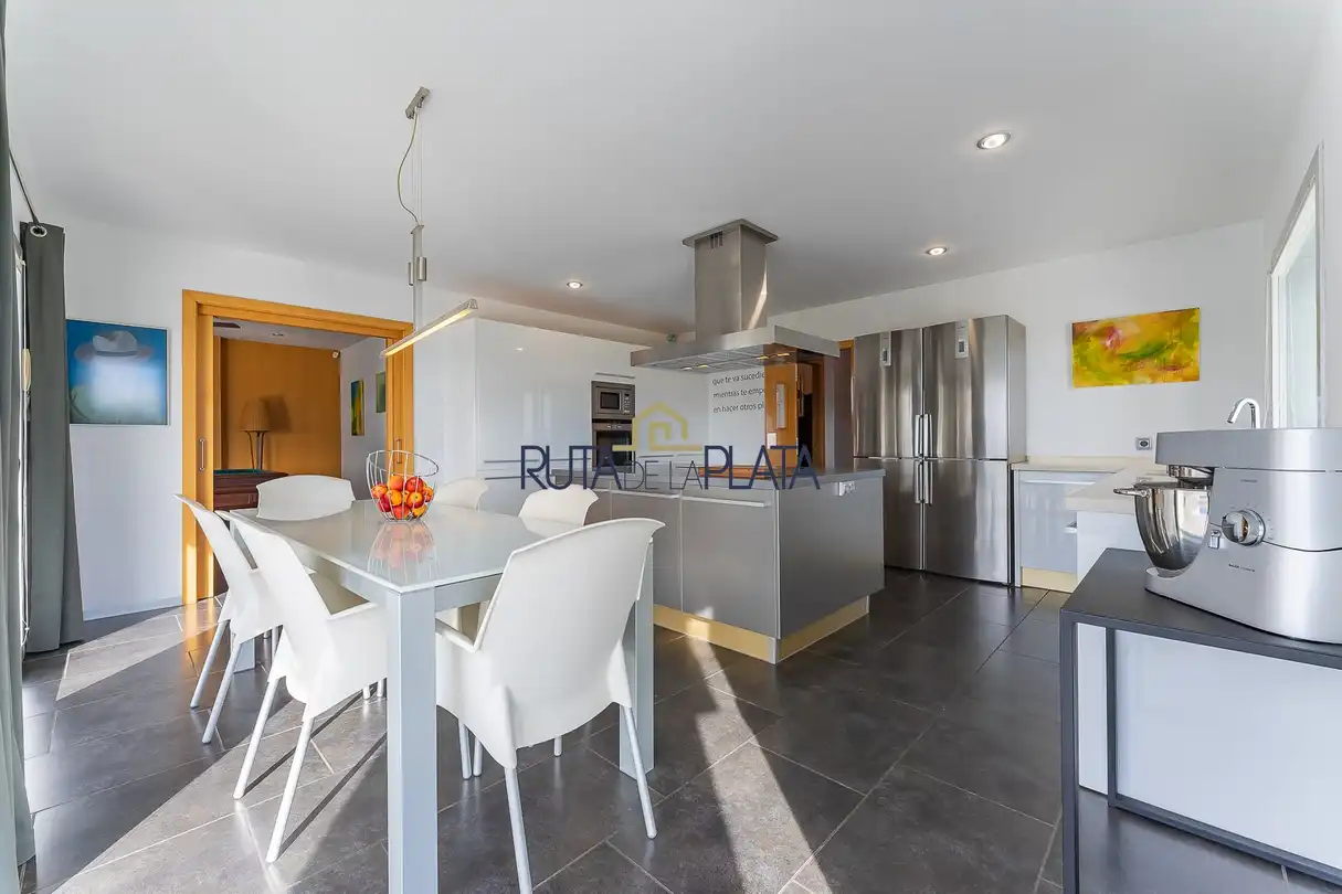 Cocina de Casa o chalet en venta en Zamora Capital  con Calefacción, Jardín privado y Piscina