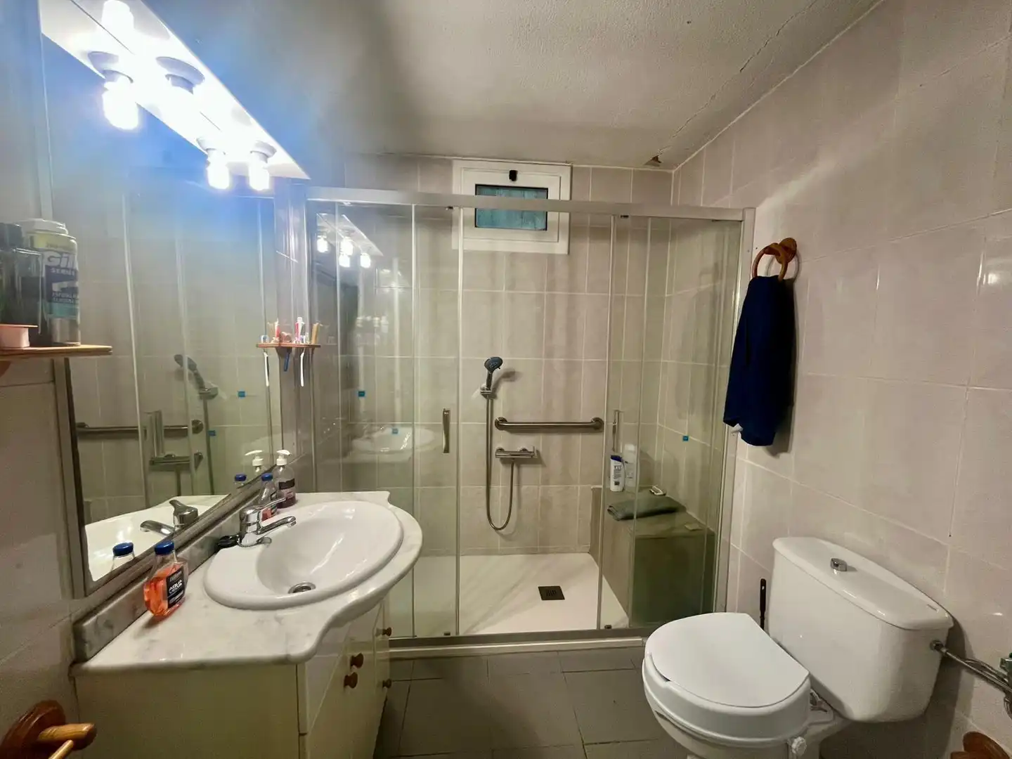 Baño de Casa o chalet en venta en Esparreguera con Aire acondicionado, Calefacción y Terraza