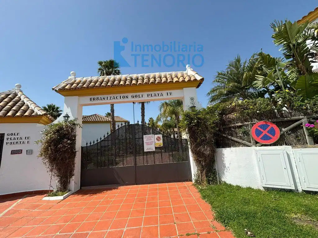 Vista exterior de Casa adosada en venta en Islantilla con Aire acondicionado, Terraza y Trastero