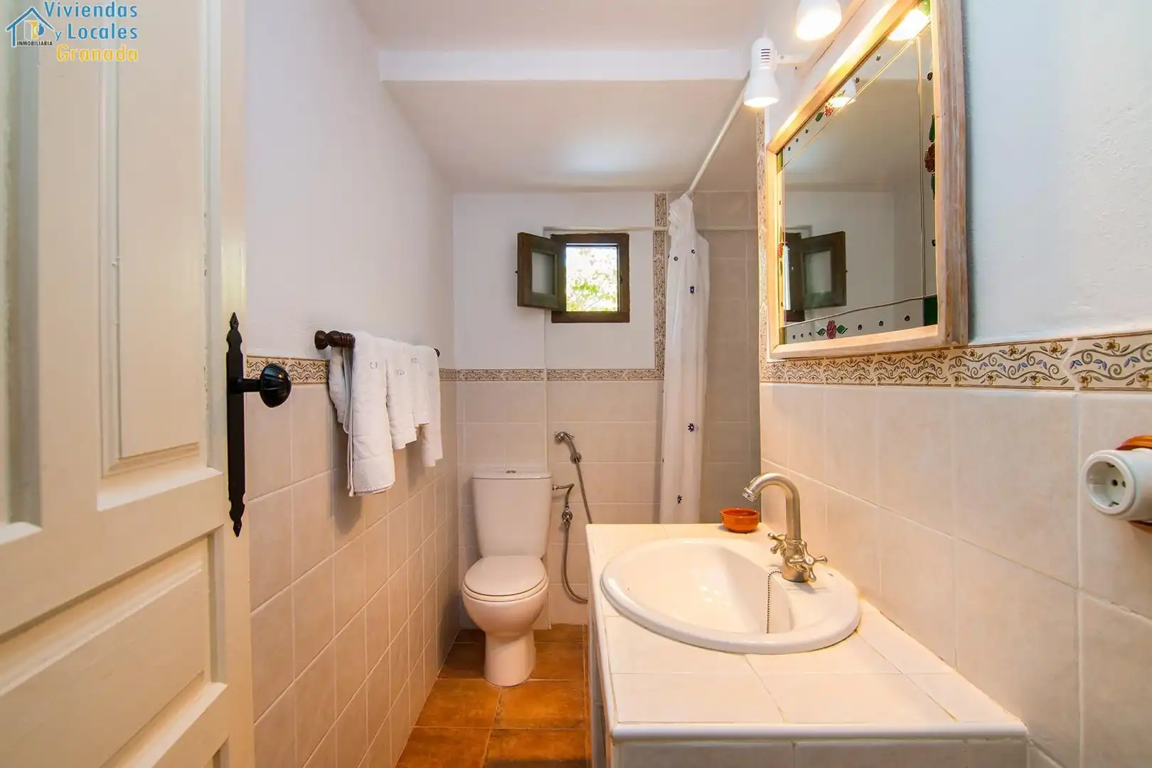 Baño de Casa o chalet en venta en Huétor Tájar con Calefacción, Jardín privado y Terraza