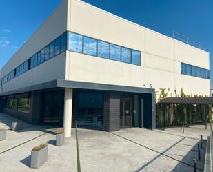 Exterior view of Industrial buildings to rent in Torelló  with Alarm