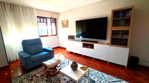 En la Calle Ventilla de Haro, en venta, bonita y amplia vivienda con gran trastero en el precio de 230.000 €., imagen 3