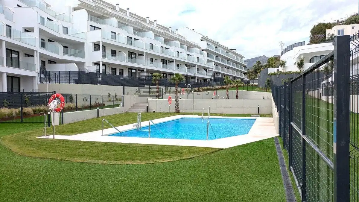 Piso con piscina en venta en Med Hills, imagen 22