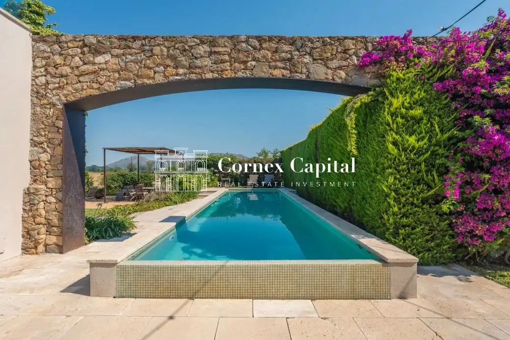 Vista exterior de Casa o xalet de lloguer en Pals amb Jardí privat, Terrassa i Piscina