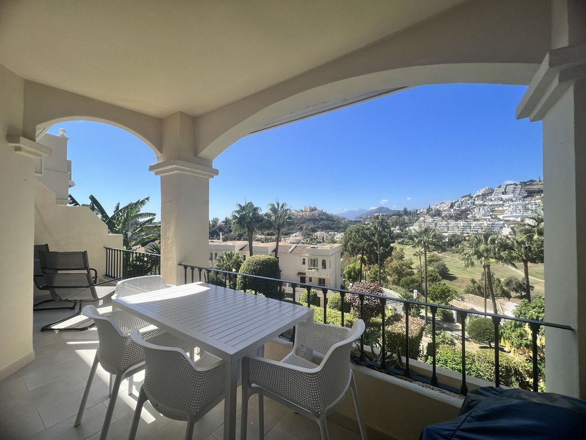 Terrace of Attic to rent in Benahavís  with Air Conditioner, Heating and Terrace