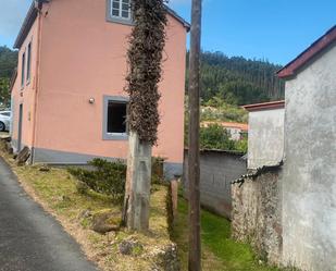 Vista exterior de Casa o xalet de lloguer en Cariño amb Traster i Es permeten mascotes