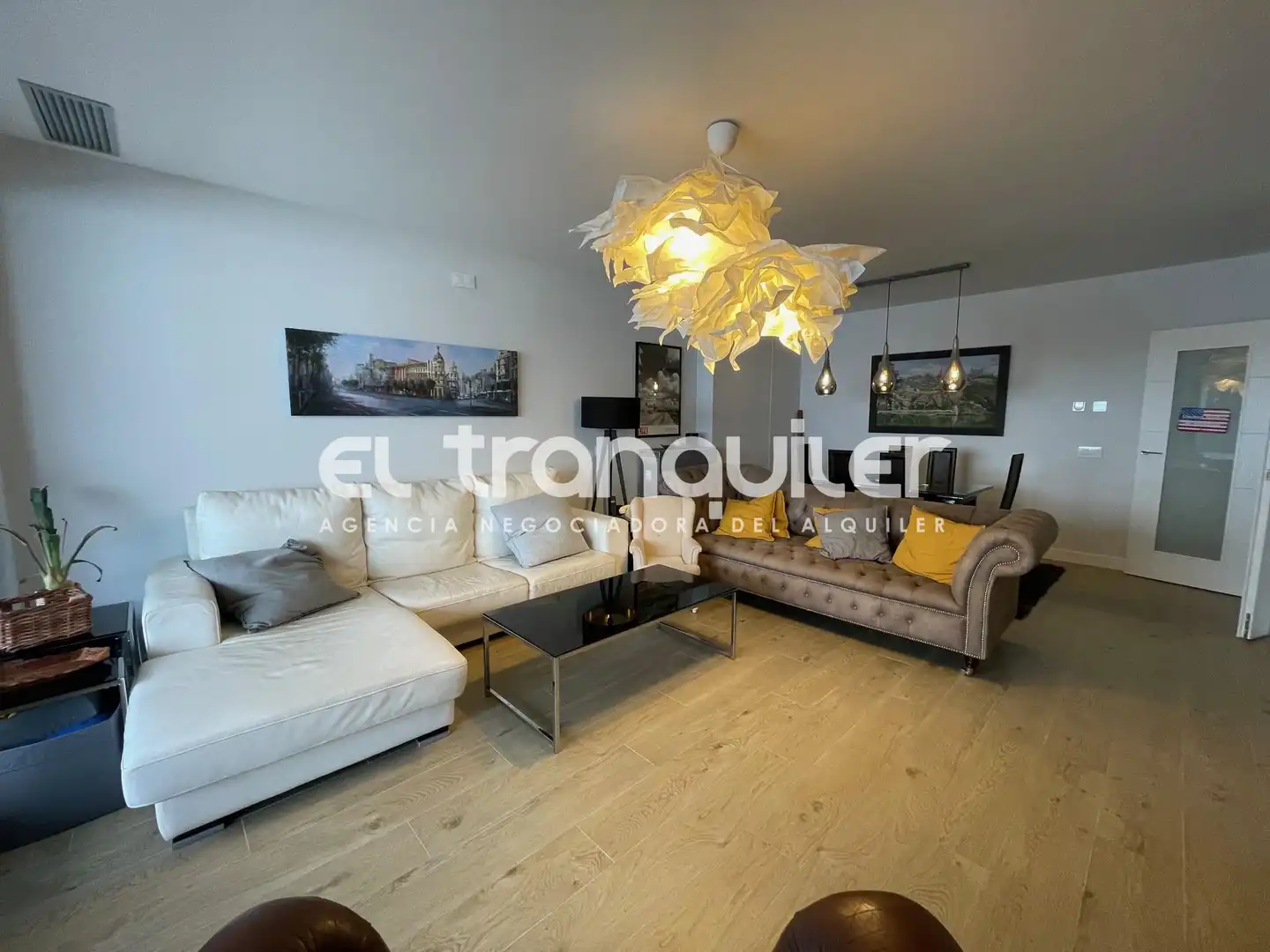 Wohnzimmer von Wohnung zur Miete in Las Rozas de Madrid mit Klimaanlage, Terrasse und Schwimmbad