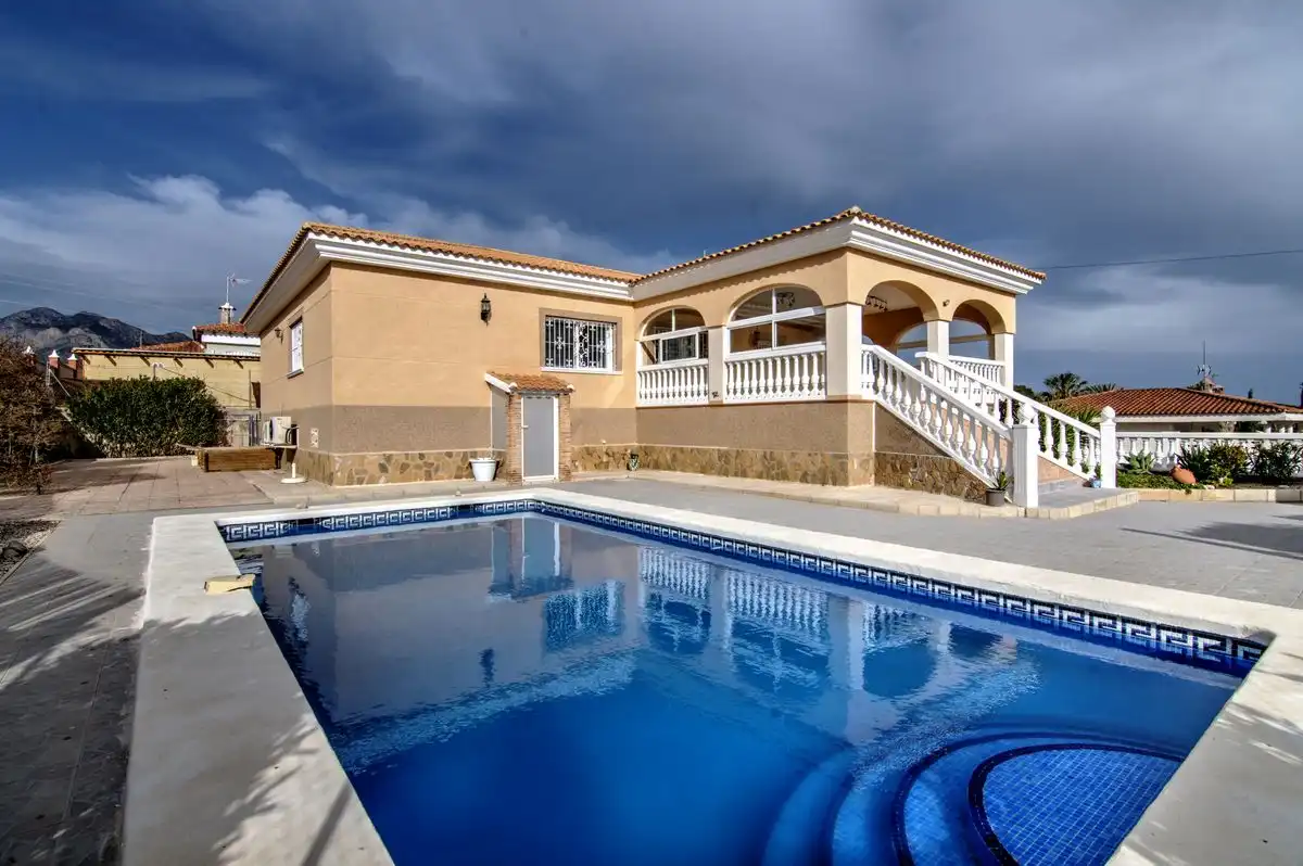 Casa con terrazza in vendita a Busot
