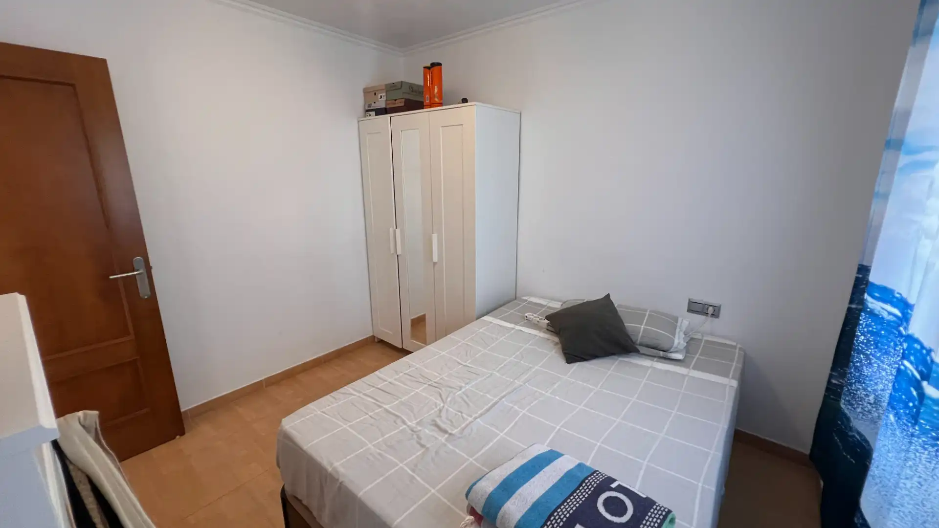 Habitación de Apartamento en venta en Torrox con Aire acondicionado, Terraza y Piscina comunitaria