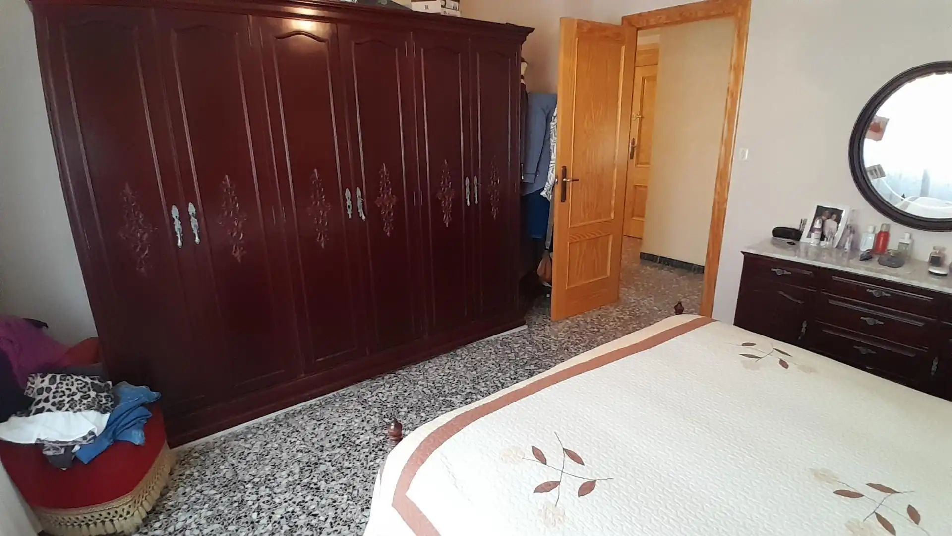 Dormitori de Pis en venda en Yecla amb Calefacció, Traster i Moblat
