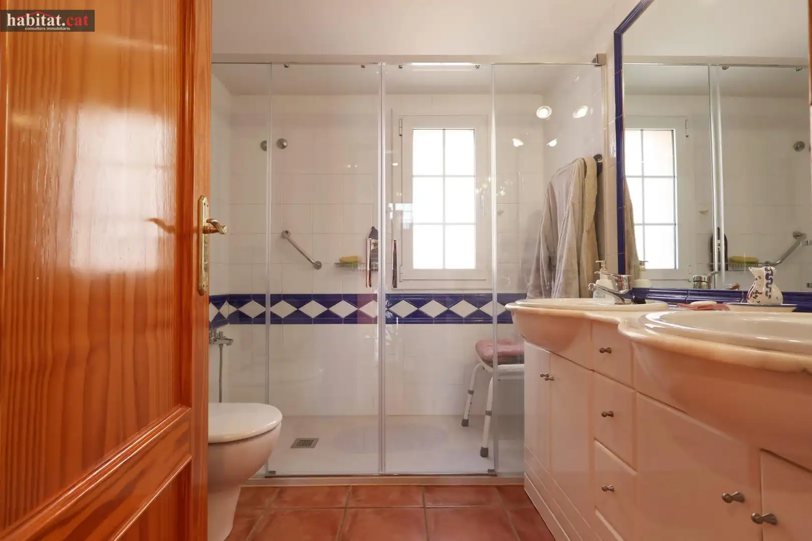 Baño de Casa o chalet en venta en Vilanova i la Geltrú con Calefacción