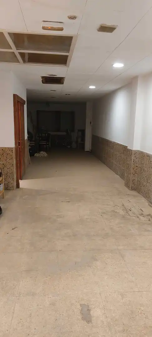Business premises to rent in Avinguda del Mediterrani, imagen 2