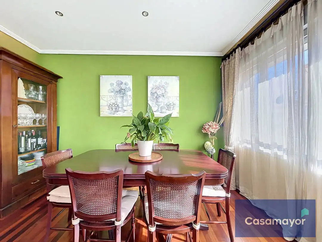 Comedor de Piso en venta en Alicante / Alacant con Aire acondicionado, Calefacción y Trastero