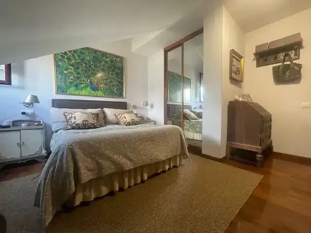Habitación de Piso en venta en Oviedo  con Parquet, Trastero y Piscina