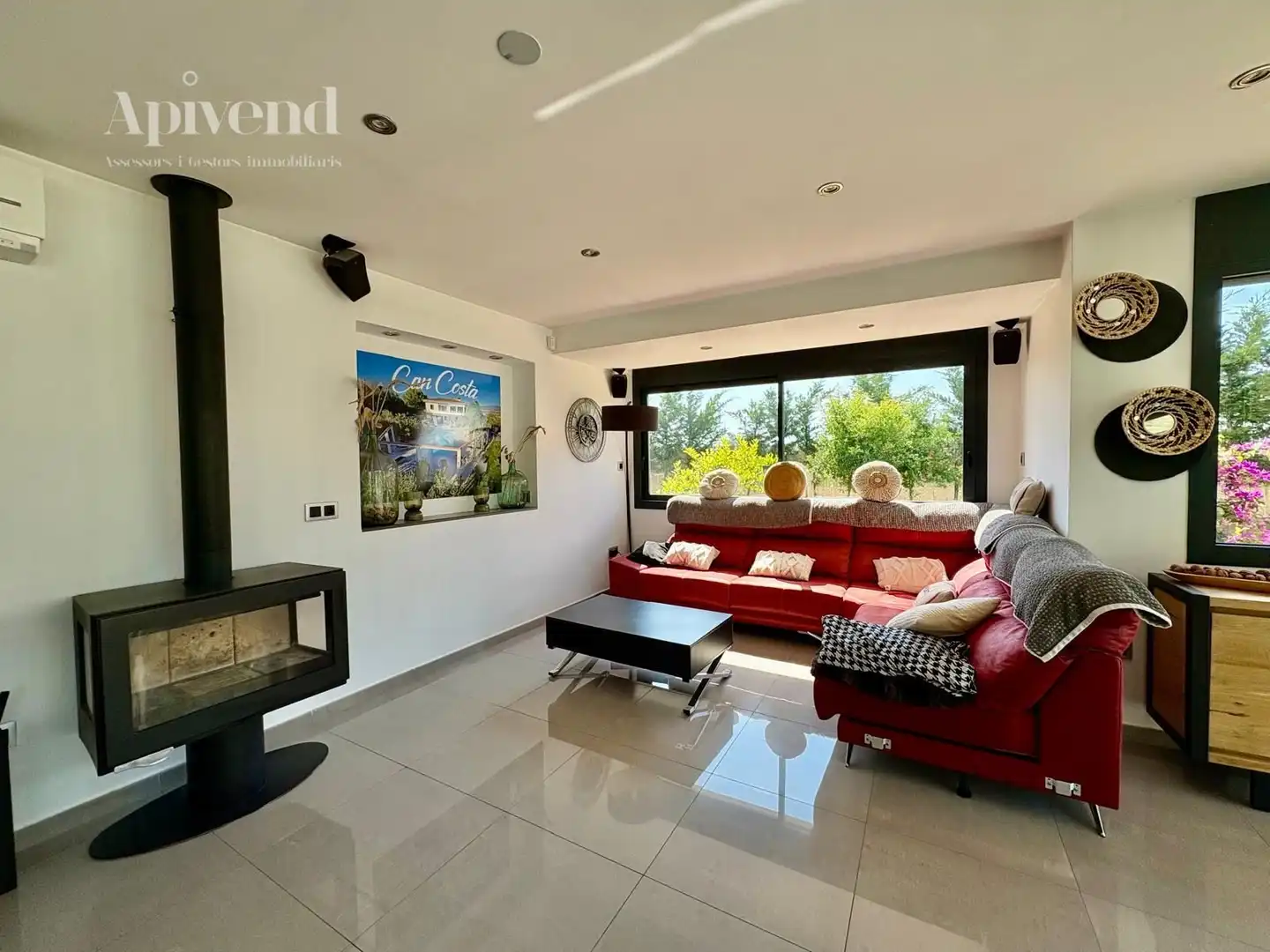 Sala de estar de Casa o chalet en venta en Peralada con Aire acondicionado, Calefacción y Trastero