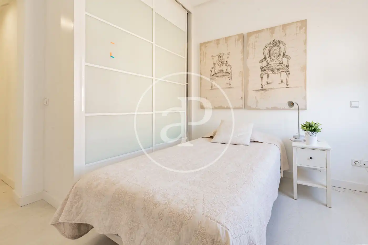 Habitación de Piso de alquiler en Madrid con Aire acondicionado, Calefacción y Amueblado