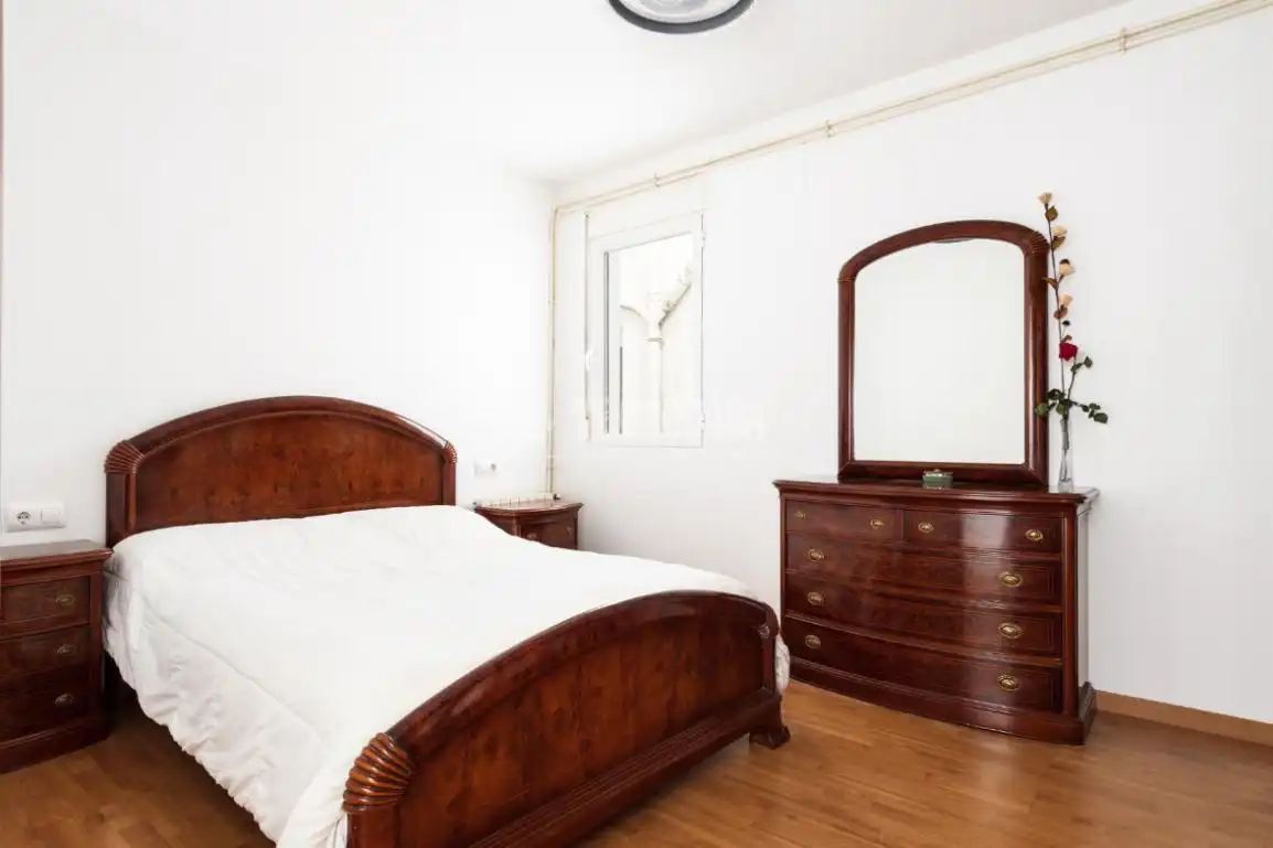 Bedroom of Flat for sale in Zaragoza  with Heating