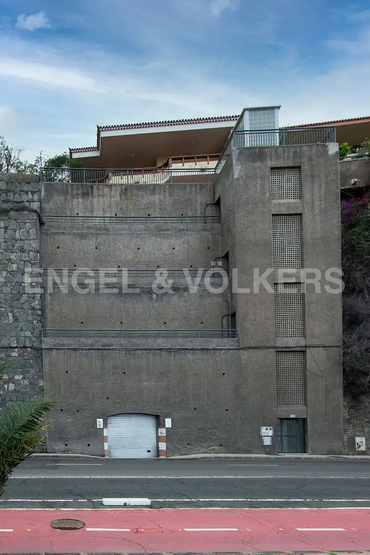 Vista exterior de Casa o chalet en venta en Las Palmas de Gran Canaria con Calefacción, Jardín privado y Parquet