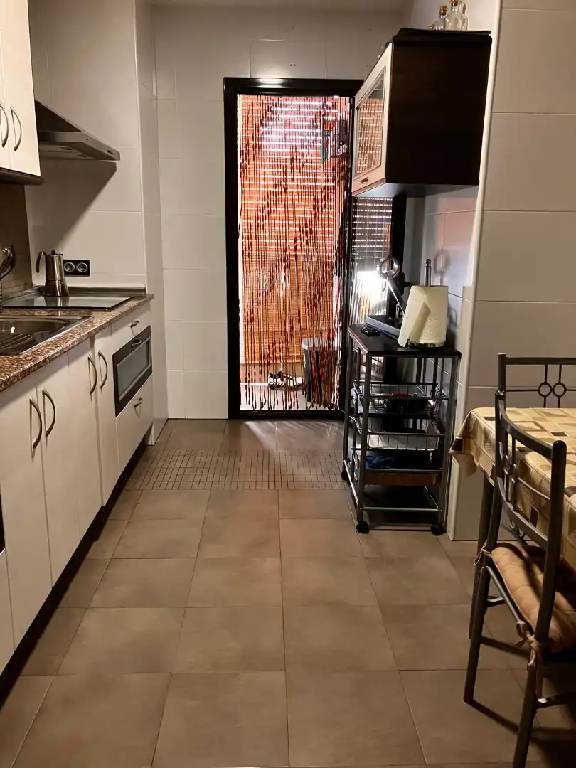 Cocina de Piso en venta en Ocaña con Calefacción, Trastero y Piscina comunitaria