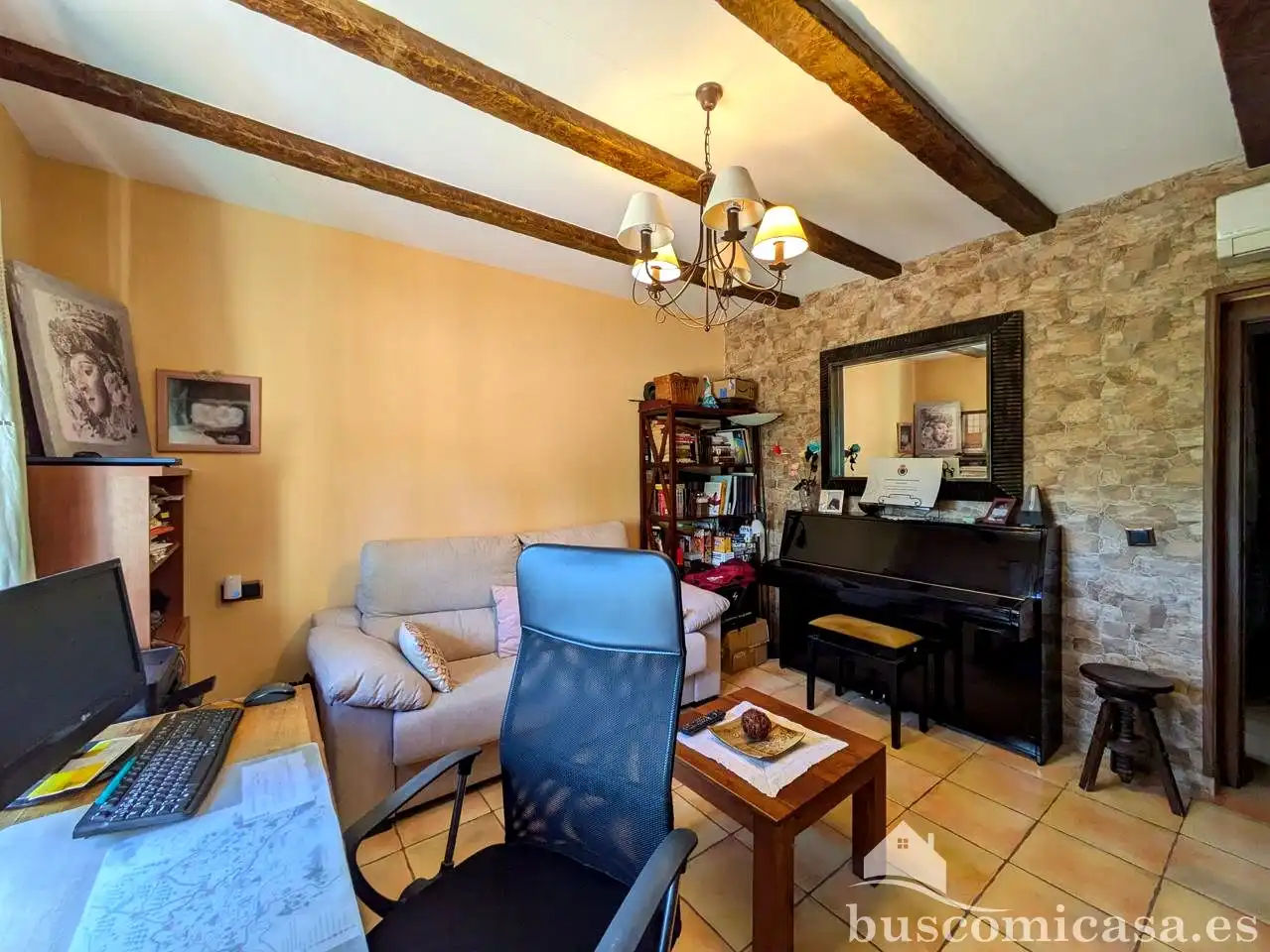 Sala de estar de Finca rústica en venta en Linares con Aire acondicionado, Calefacción y Jardín privado