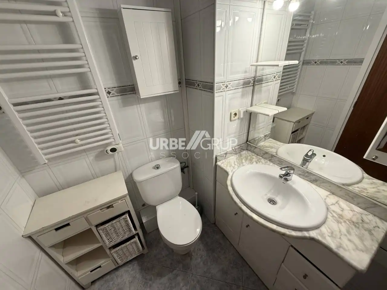 Bathroom of Flat for rent in Terrassa  with Heating and Balcony