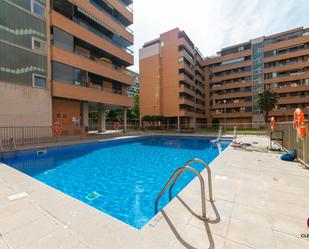 Piscina de Pis en venda en  Zaragoza Capital amb Aire condicionat, Calefacció i Jardí privat