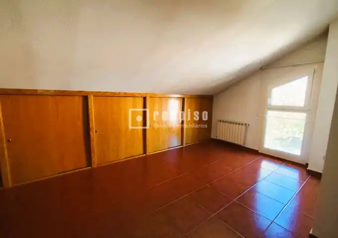 Bedroom of Houses for rent in Guadalajara  with Air Conditioner, Heating and Private garden