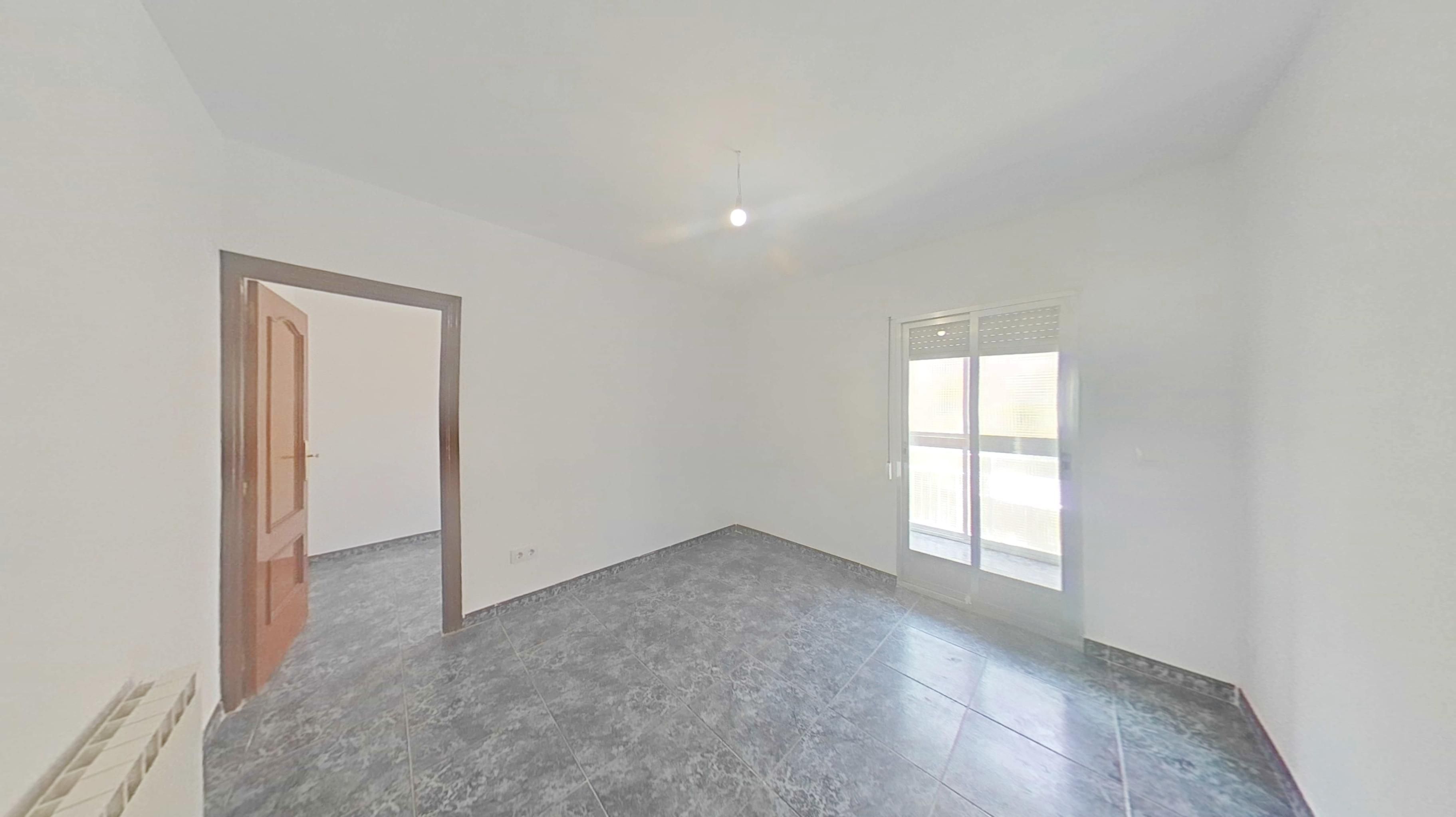 Flat to rent in  Madrid Capital  with Heating, Terrace and Oven