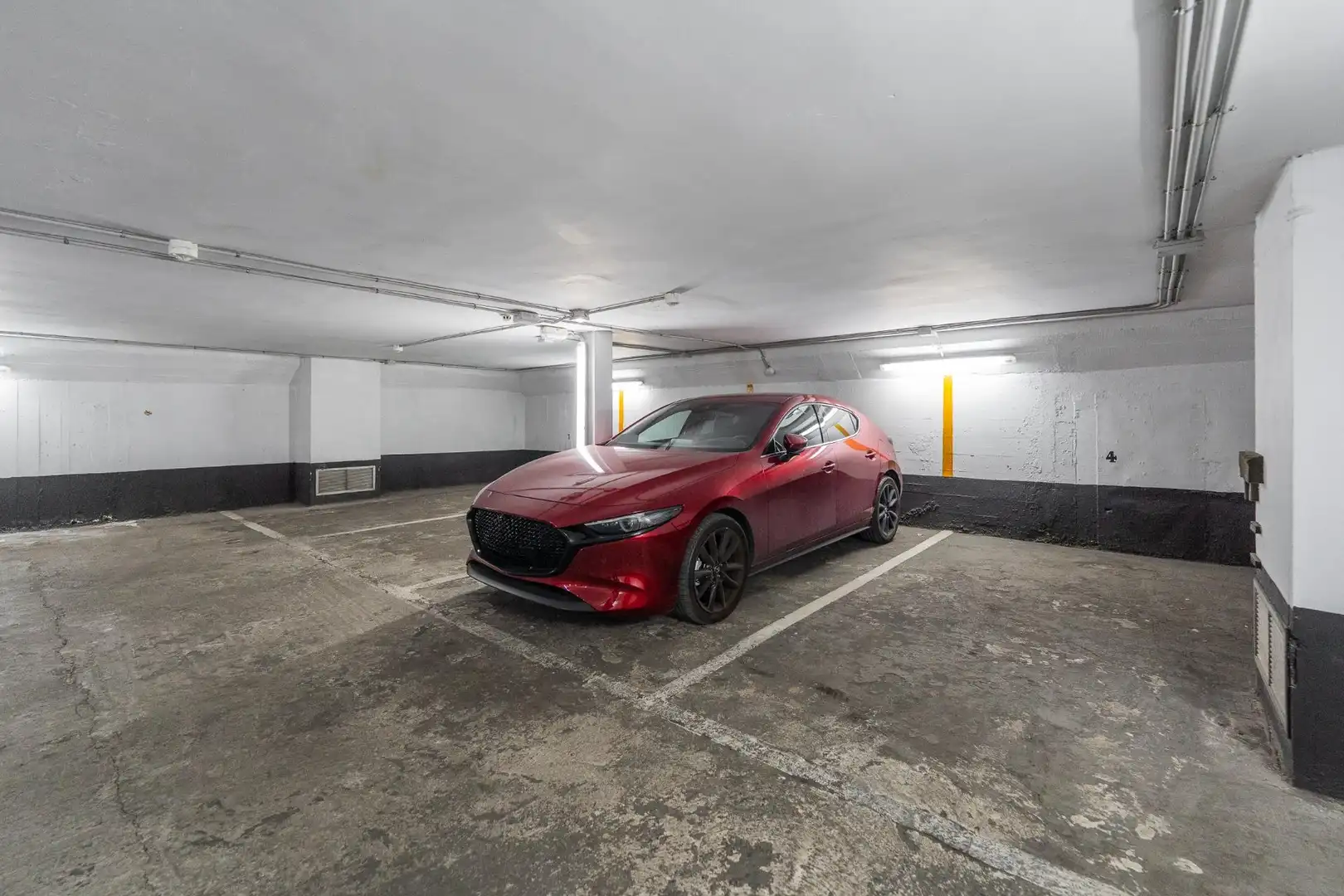Parking de Piso en venta en Madrid con Aire acondicionado y Calefacción