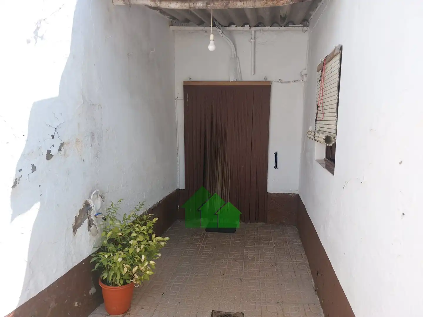 Casa o xalet en venda en Cordobilla de Lácara amb Aire condicionat, Traster i Moblat