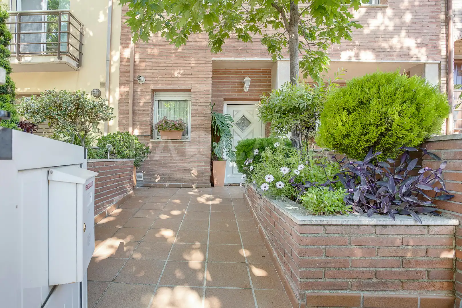 House with terrace for sale in Carrer de Veneçuela, imagen 29