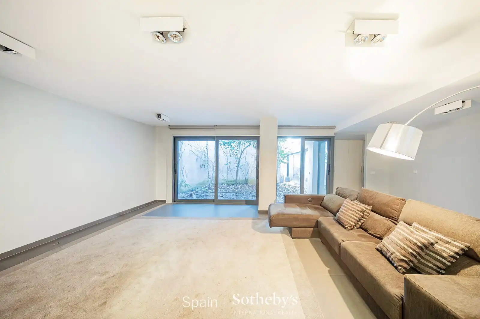 Casa o xalet en venda en Madrid amb Aire condicionat, Calefacció i Jardí privat