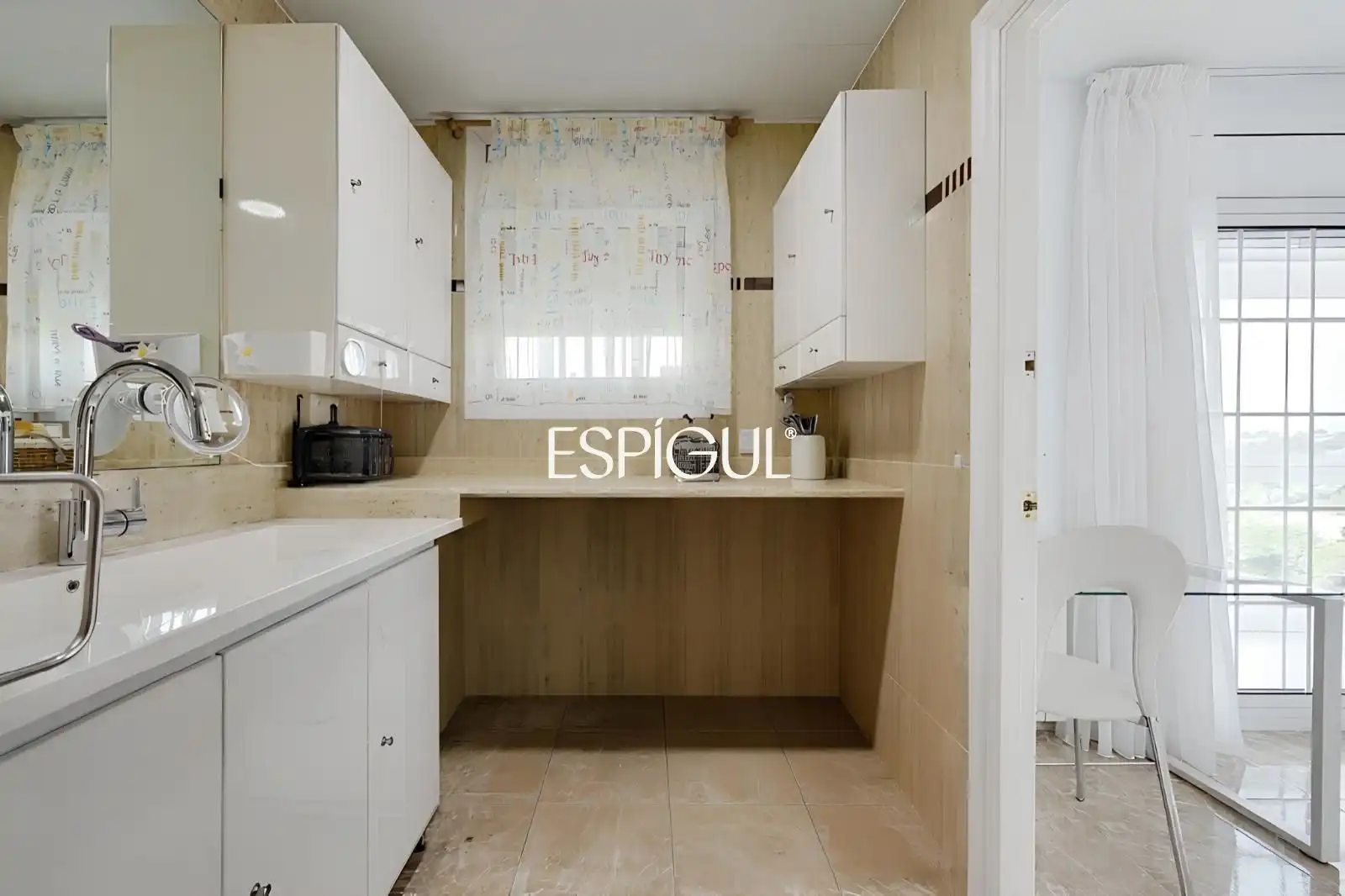 Kitchen of Houses for sale in Rubí  with Air Conditioner, Heating and Terrace