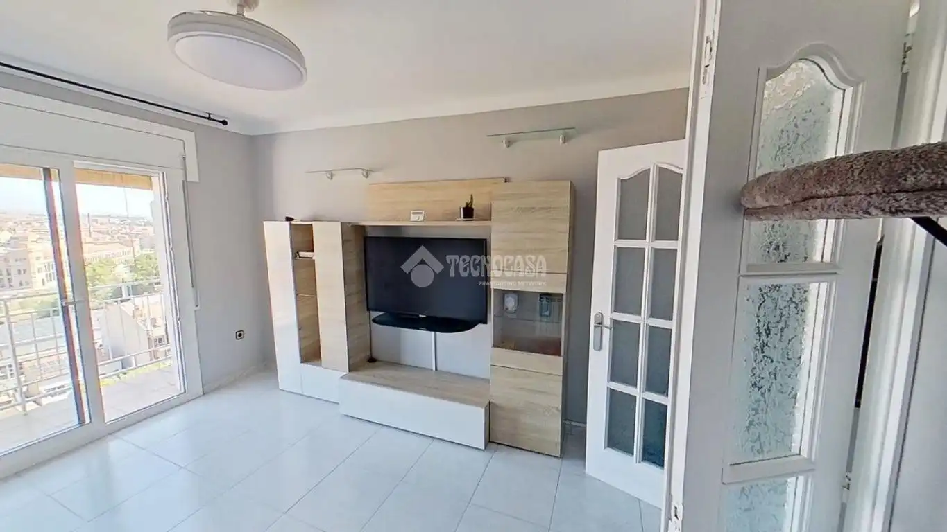 Sala d'estar de Pis en venda en Manresa amb Balcó