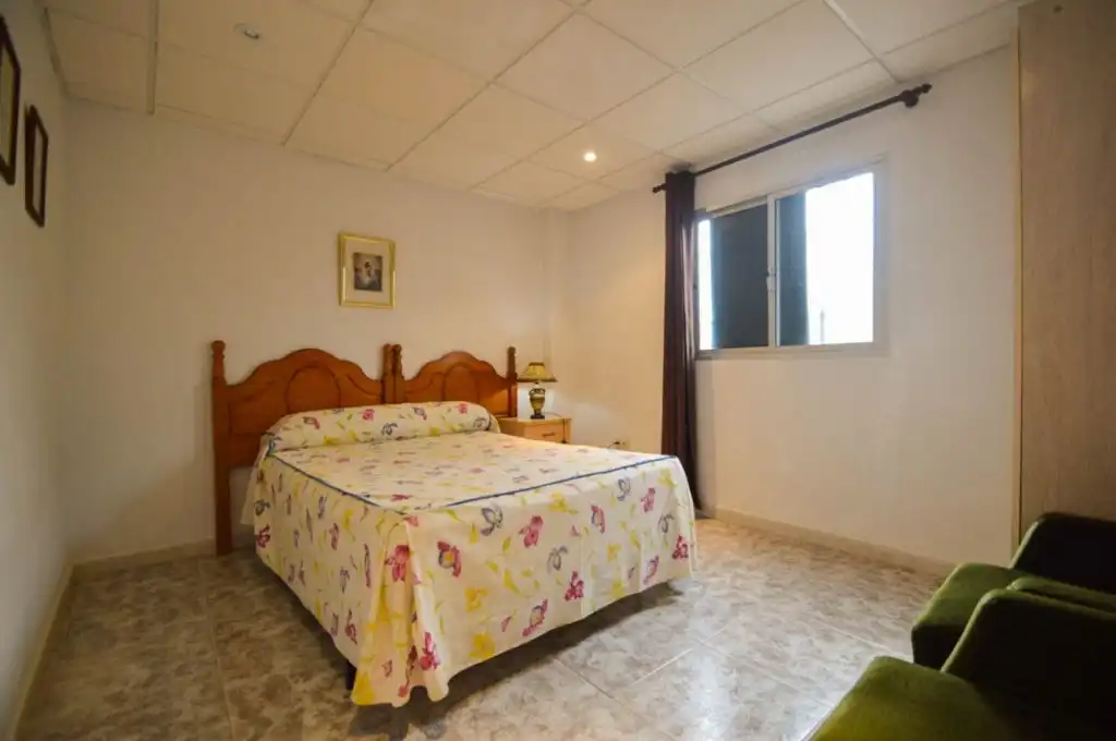 Dormitori de Finca rústica en venda en Archidona amb Jardí privat, Terrassa i Traster