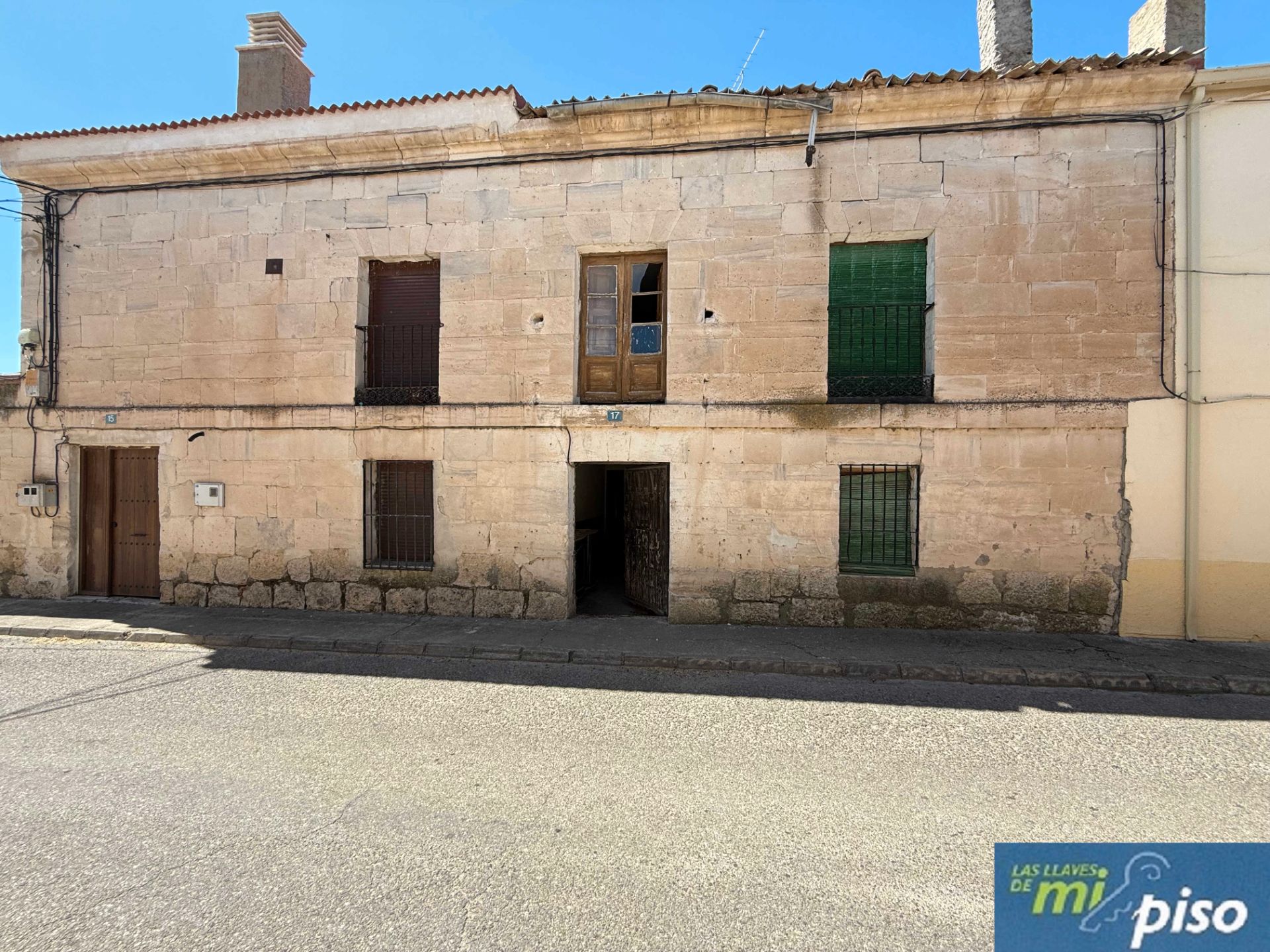 Exterior view of House or chalet for sale in Piña de Esgueva  with Private garden, Terrace and Storage room