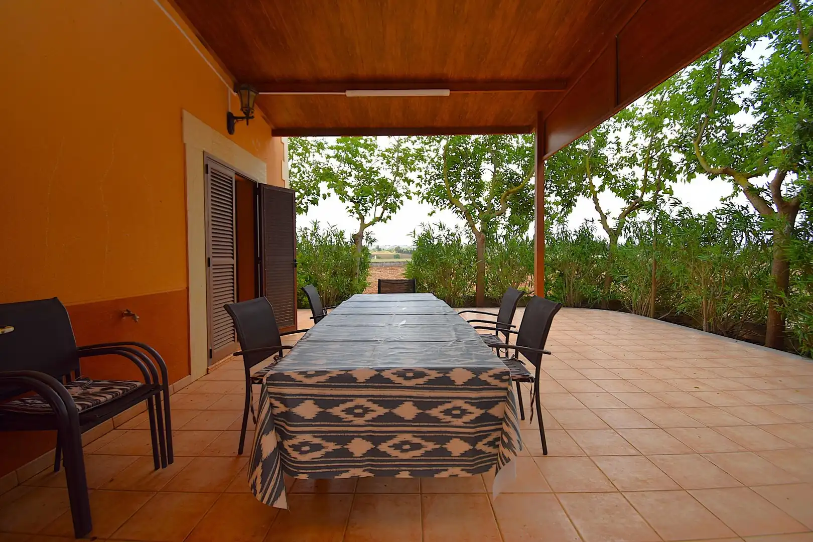 Terrasse von Country house zur Miete in Sa Pobla mit Privatgarten, Terrasse und Möbliert