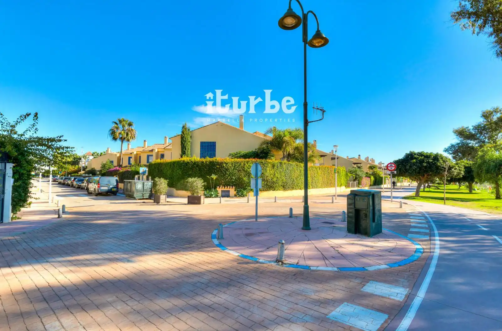 Casa adosada en venta en CL ANA DE AUSTRIA-PEPINA NOR 3, 108, Puerto Banús