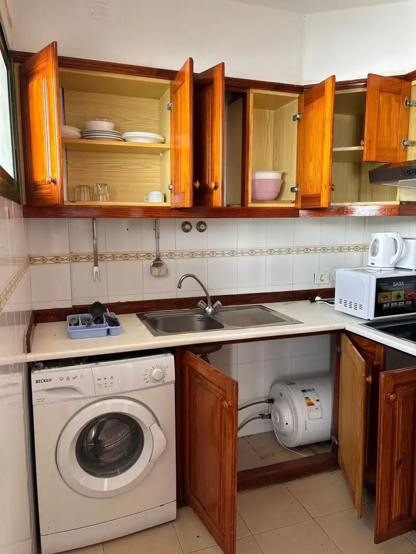 Cocina de Piso de alquiler en Arona con Piscina comunitaria