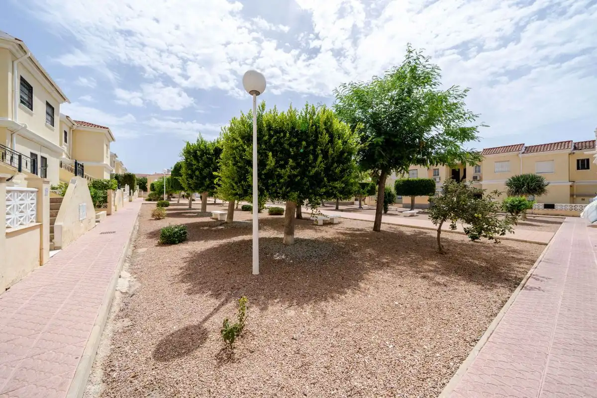 Flat with terrace for sale in Calle Licenciado Vidriera, imagen 25