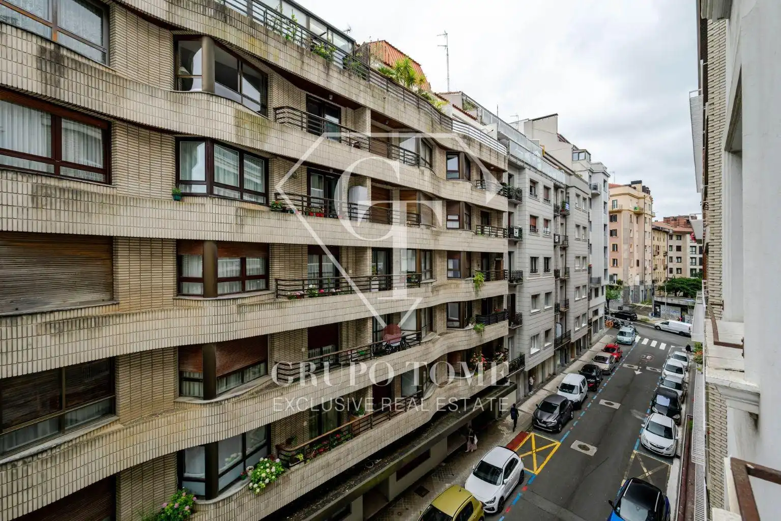 Vista exterior de Pis en venda en Donostia - San Sebastián  amb Calefacció