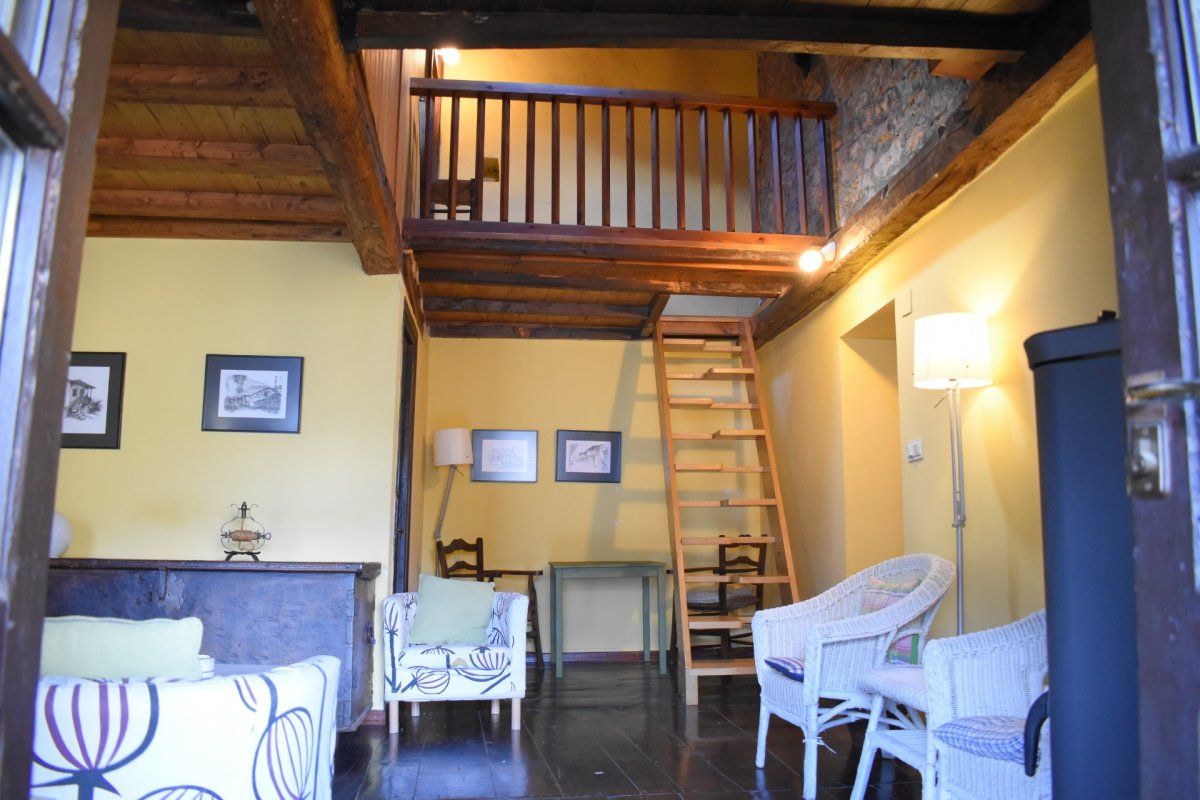 Finca rústica en venta en Ponferrada con Calefacción, Trastero y Balcón