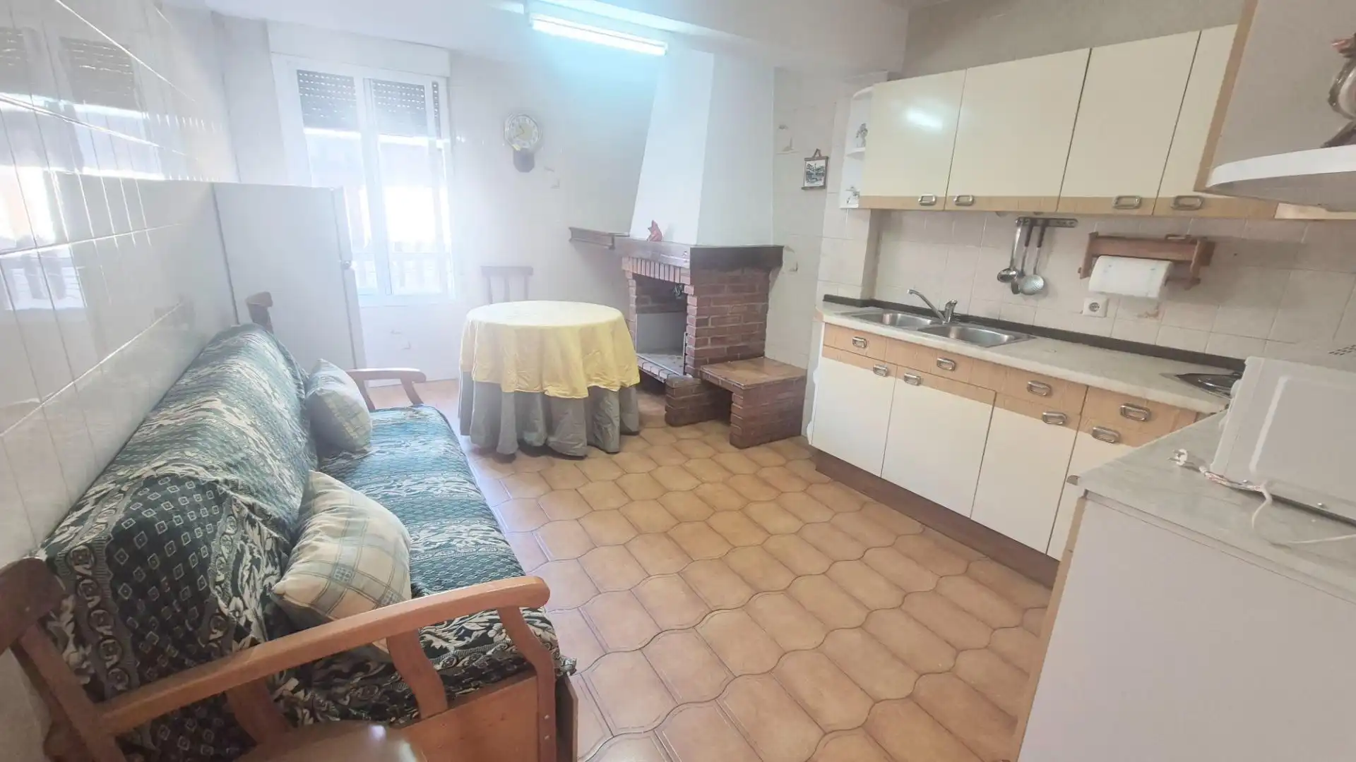 Kitchen of Flat for sale in La Alberca   with Heating
